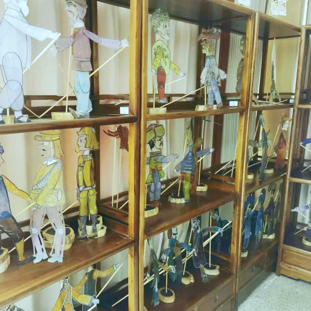 学生皮影作品展览张芮嘉摄.jpg
