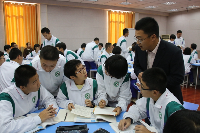 2、教师教学风格各有特色.JPG